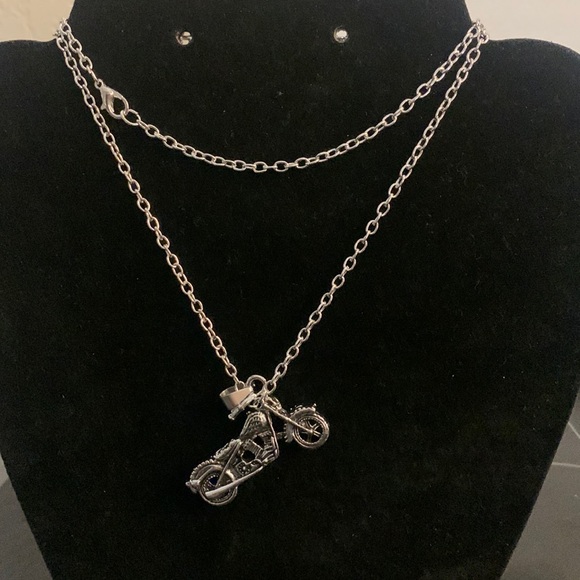 Motorcycle pendant Bogo - Picture 2 of 3